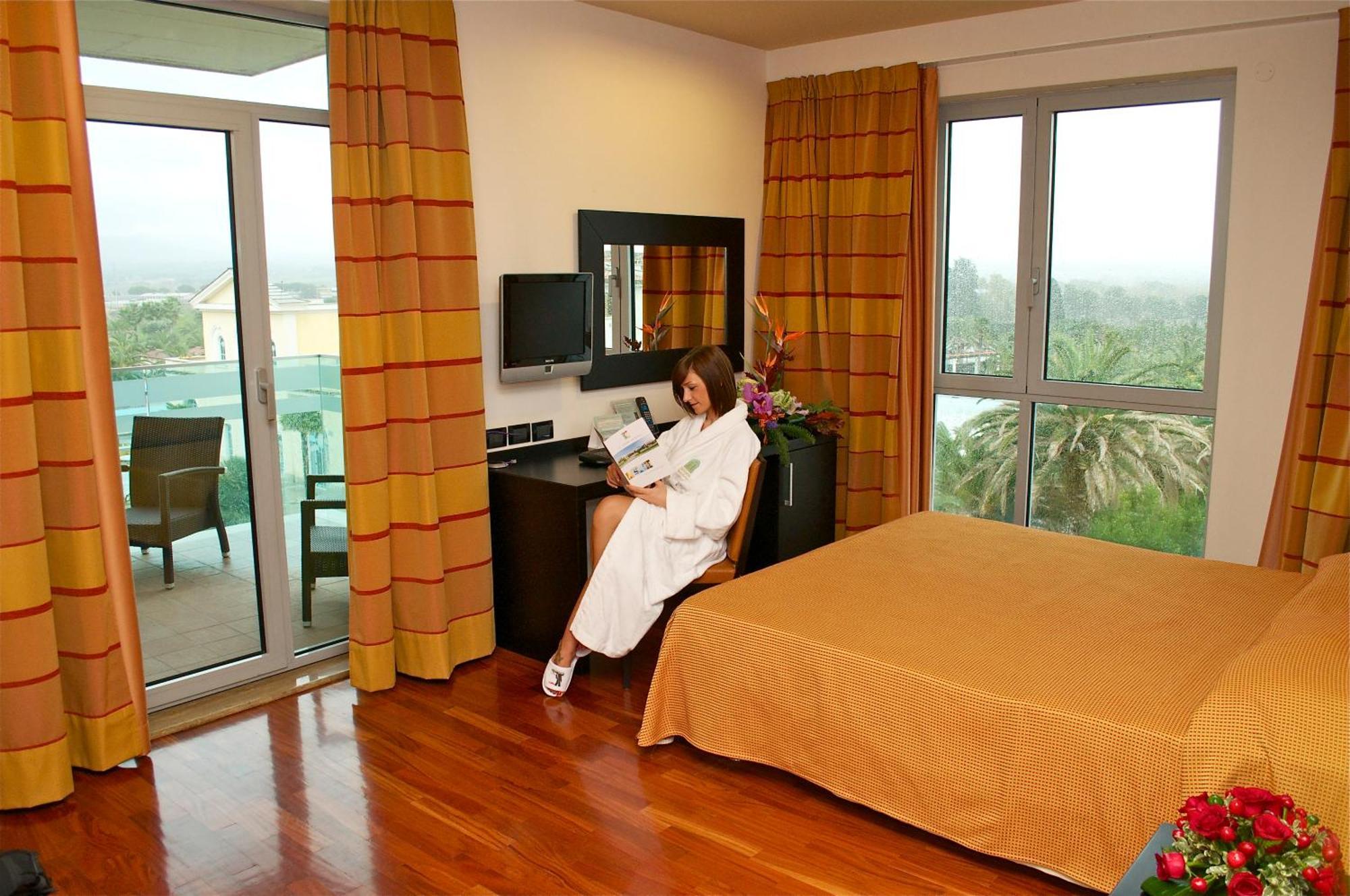 Victoria Terme Hotel ทิโวลิ แตร์เม ภายนอก รูปภาพ